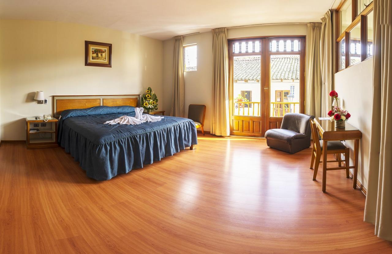 Continental Hotel 3*